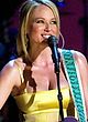 Jewel Kilcher pictures from several concerts pics
