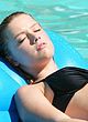 Amber Heard topless & bikini photos pics