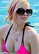 Avril Lavigne paparazzi bikini photos pics