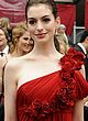 Anne Hathaway at academy awards ceremony pics