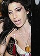 Amy Winehouse exposes tits in lacy bra pics