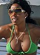 Kelly Rowland paparazzi bikini photos pics