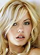 Elisha Cuthbert naked pics - flashes her side boobs