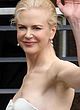 Nicole Kidman naked pics - paparazzi nipslip photos