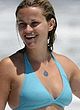 Reese Witherspoon paparazzi wet bikini photos pics
