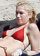 Gwen Stefani paparazzi wet bikini photos pics
