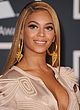 Beyonce Knowles bikini and upskirt photos pics