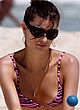 Isabeli Fontana paparazzi nipple slip photos pics