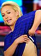 Hayden Panettiere flashes her tattoo on the back pics