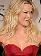 Reese Witherspoon posing at golden globe awards pics
