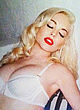 Lindsay Lohan posing in underwear pics