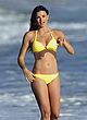 Courtney Robertson looking hot in yellow bikini pics