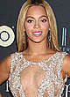 Beyonce Knowles in tight dress at premiere pics