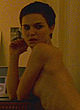 Natalie Portman naked pics - sexy stripper & nude