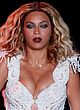 Beyonce Knowles naked pics - paparazzi nipple slips photos