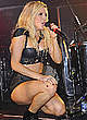 Ellie Goulding sexy perfroms on the stage pics