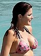 Stephanie Seymour side-boob in floral bikini pics