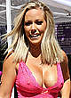 Kendra Wilkinson shows deep sexy cleavage pics