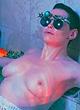 Rose McGowan shows nude boobs and pussy pics