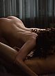 Anne Hathaway showing tits & ass durnig sex pics