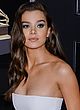 Hailee Steinfeld busty in a high-slit tube gown pics