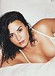 Demi Lovato flashes big tits pics
