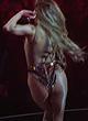 Jennifer Lopez shows her magnificent ass pics