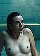 Gaite Jansen fully nude in prison shower pics