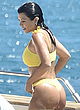 Kourtney Kardashian shows off her fat bikini ass pics