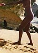 Cleo Tavares fully nude at the beach pics
