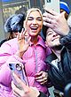 Dua Lipa greets her fans in nyc pics