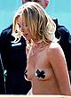 Amy Smart topless on the movie set pics