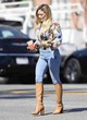 Hilary Duff running errands in studio city pics