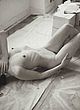 Milla Jovovich posing full frontal nude & ass pics