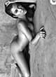 Kourtney Kardashian naked pics - goes fully naked