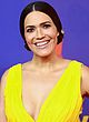 Mandy Moore busty in a low-cut yellow gown pics