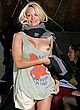Pamela Anderson wardrobe malfunction in public pics
