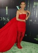 Jada Pinkett Smith looked stunning in red dress pics