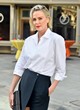 Charlize Theron looked chic at movie screening pics