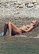 Heidi Klum naked pics - exposing her tits on beach