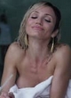 Cameron Diaz naked pics - flashing her big boobs