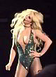 Britney Spears wardrobe malfunction on stage pics
