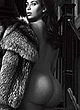 Kim Kardashian naked pics - shows her big boobs and ass