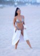 Kim Kardashian naked pics - sexy bikini boobs