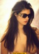 Manuela Arcuri topless pictures pics