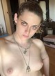 Kristen Stewart posing nude and sexy pics