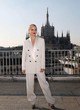 Sarah Michelle Gellar wore chic white suit in milan pics