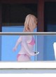 Britney Spears stuns in bikini on balcony pics