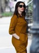 Anne Hathaway stuns in a casual jumpsuit pics