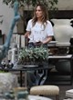 Jennifer Lopez casual goes shopping pics